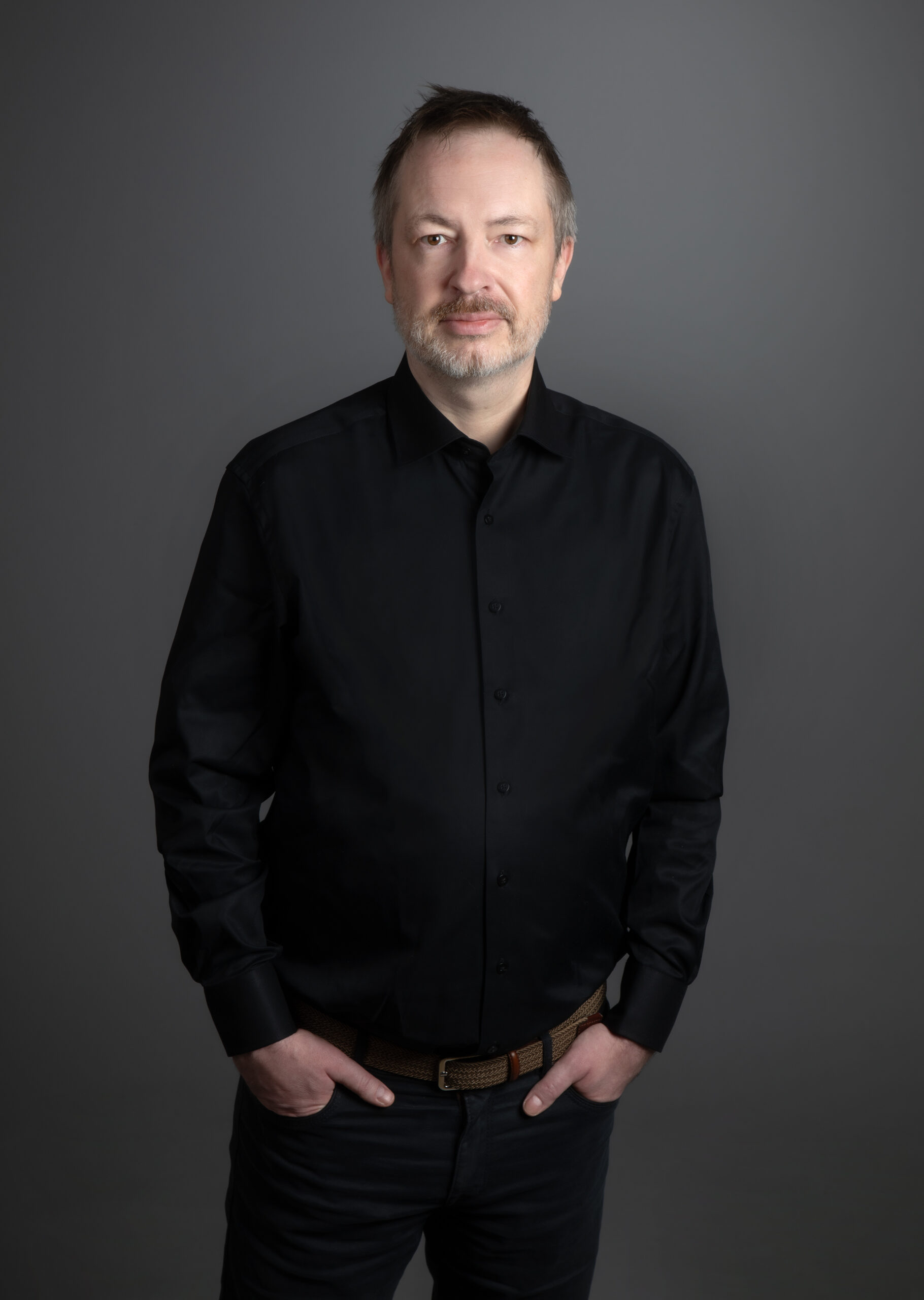 Starfsmaður hjá Skatt bókhaldsstofu | Ragnar Ulrich Valsson | Bókhaldsþjónusta